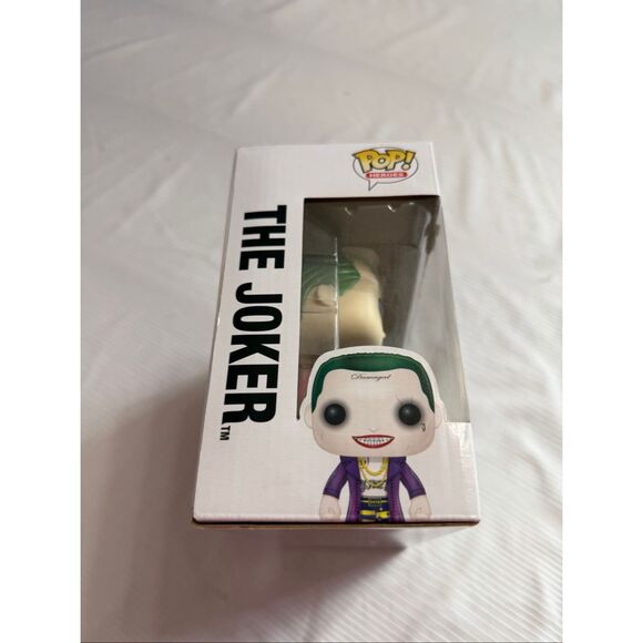 Funko Pop! DC Heroes Suicide Squad The Joker & Harley Quinn 2 Pack Fye Exclusive - Picture 4 of 7